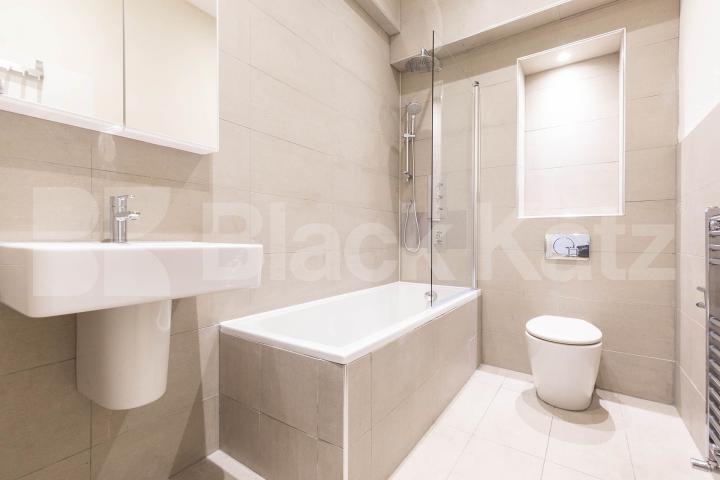 Within a warehouse conversion a modern and leek 1 bedroom apartment Ability Plaza - Kingsland Road, Dalston